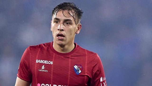 葡超赛前走向成谜,里昂队长鼓劲,悬念犹存,纪律约束更严格(撑杆跳高比赛集锦) 葡超赛前走向成谜,里昂队长鼓劲,悬念犹存,纪律约束更严格(撑杆跳高比赛集锦)